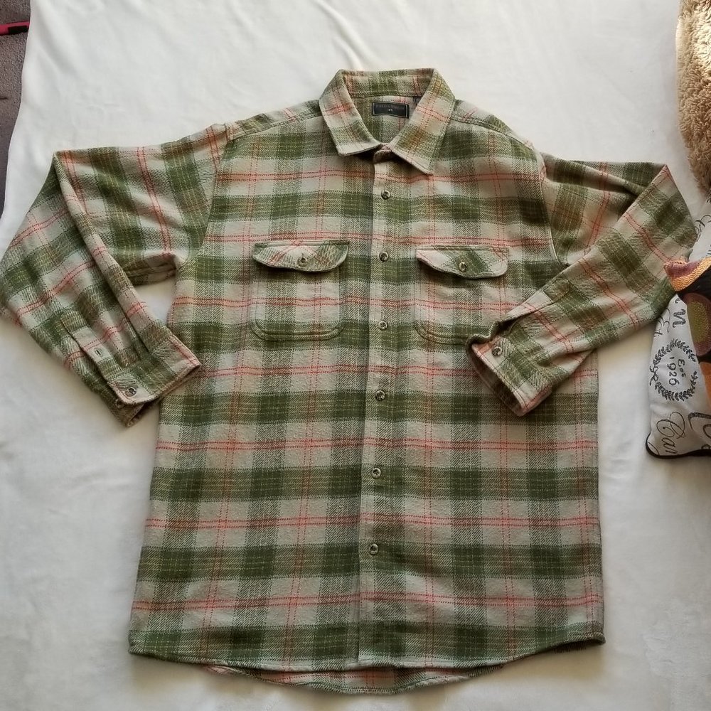 Field and Stream Mens Plaid LT Large shirt Jacket